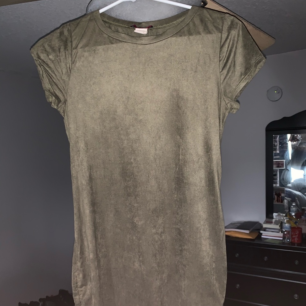 Women’s dress